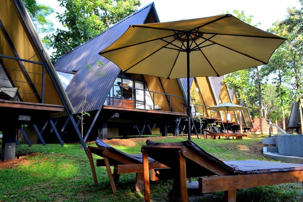 Kottawatta River Bank Resort Udawalawe Exterior foto