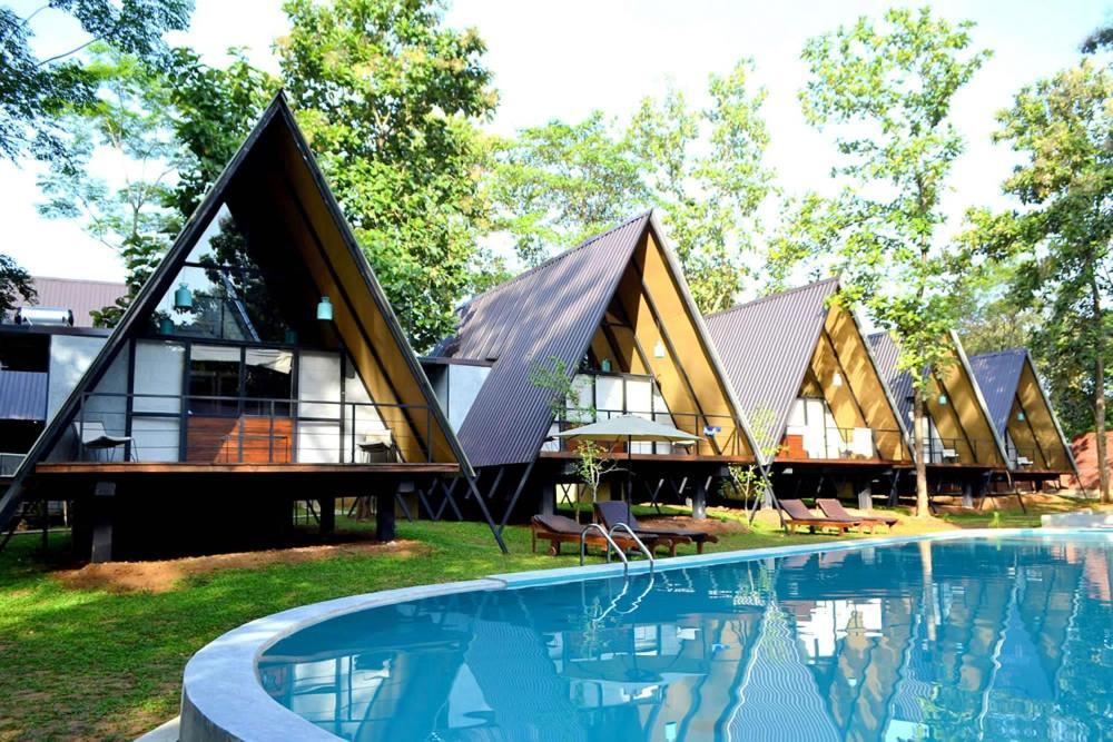 Kottawatta River Bank Resort Udawalawe Exterior foto