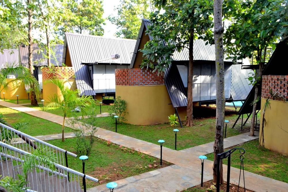 Kottawatta River Bank Resort Udawalawe Exterior foto
